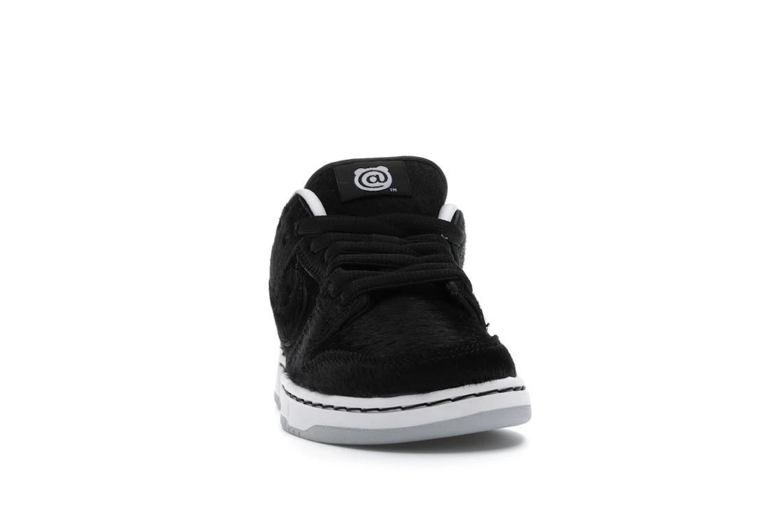 Vue 9 de Nike SB Dunk Low Medicom Toy (2020) (PS)