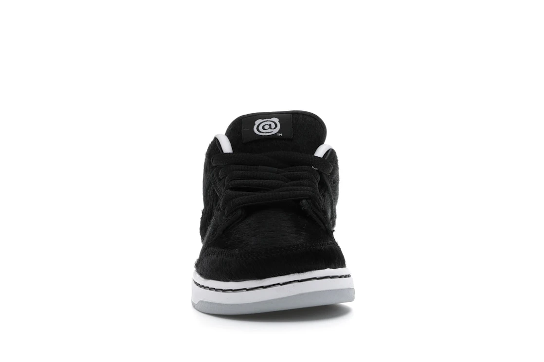Vue 10 de Nike SB Dunk Low Medicom Toy (2020) (PS)