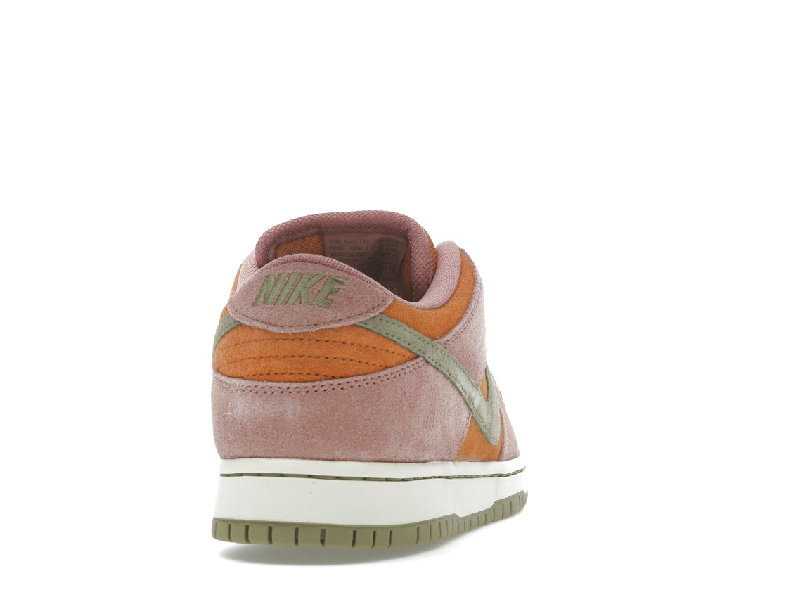 Vue 29 de Nike SB Dunk Low Red Stardust