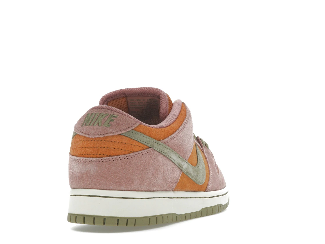 Vue 30 de Nike SB Dunk Low Red Stardust