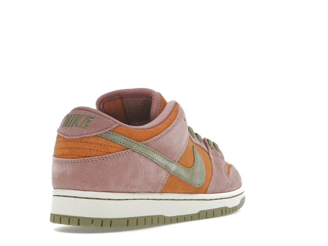 Vue 31 de Nike SB Dunk Low Red Stardust