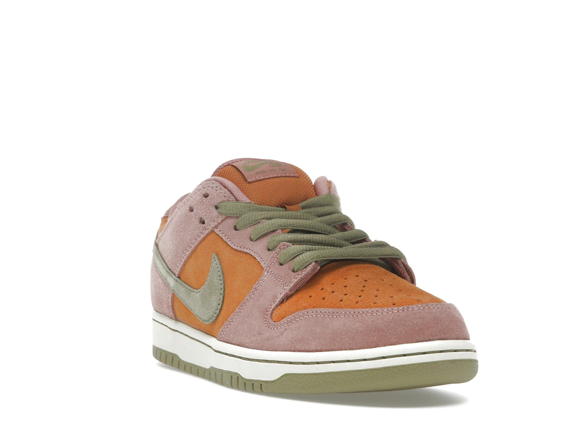 Vue 7 de Nike SB Dunk Low Red Stardust