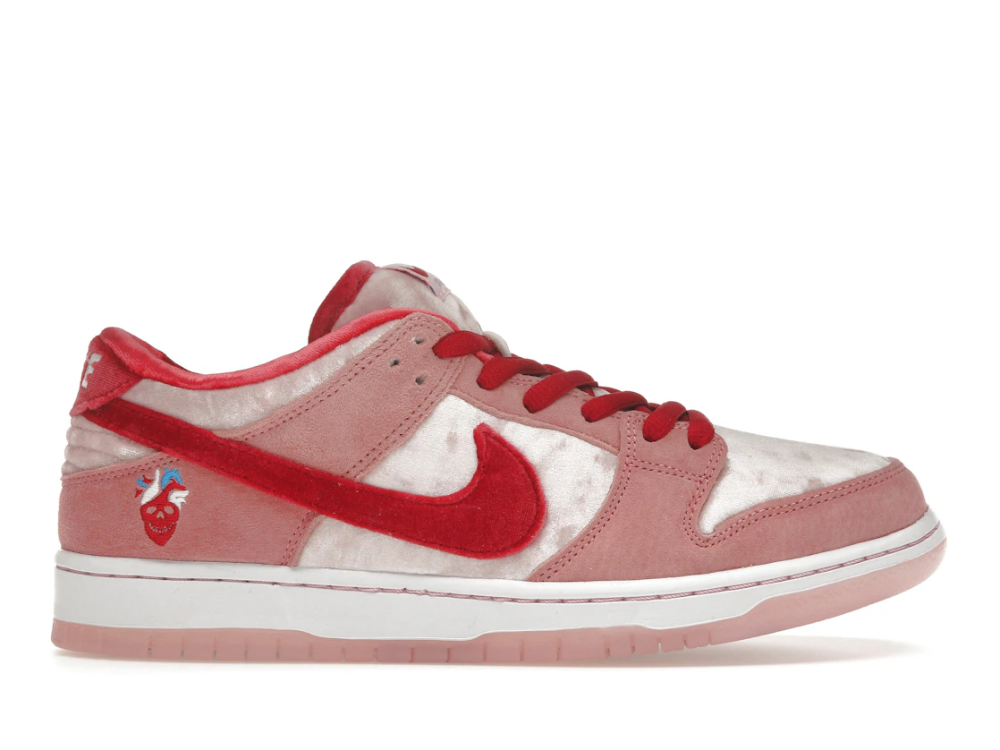 Vue 1 de Nike SB Dunk Low StrangeLove Skateboards (Special Box)