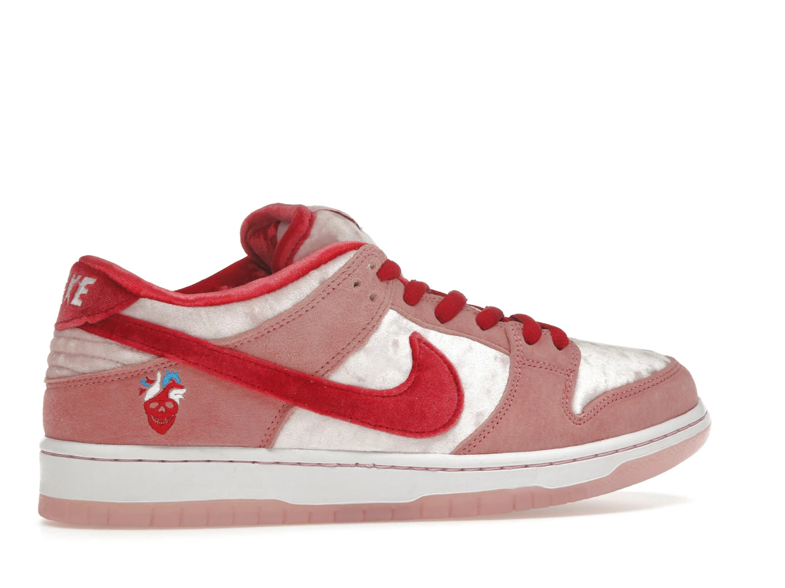 Vue 35 de Nike SB Dunk Low StrangeLove Skateboards (Special Box)