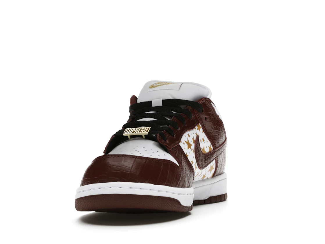 Vue 12 de Nike SB Dunk Low Supreme Stars Barkroot Brown (2021)