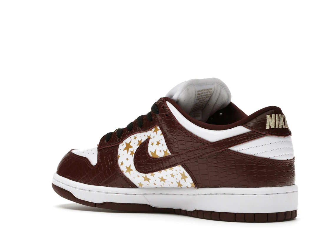 Vue 23 de Nike SB Dunk Low Supreme Stars Barkroot Brown (2021)