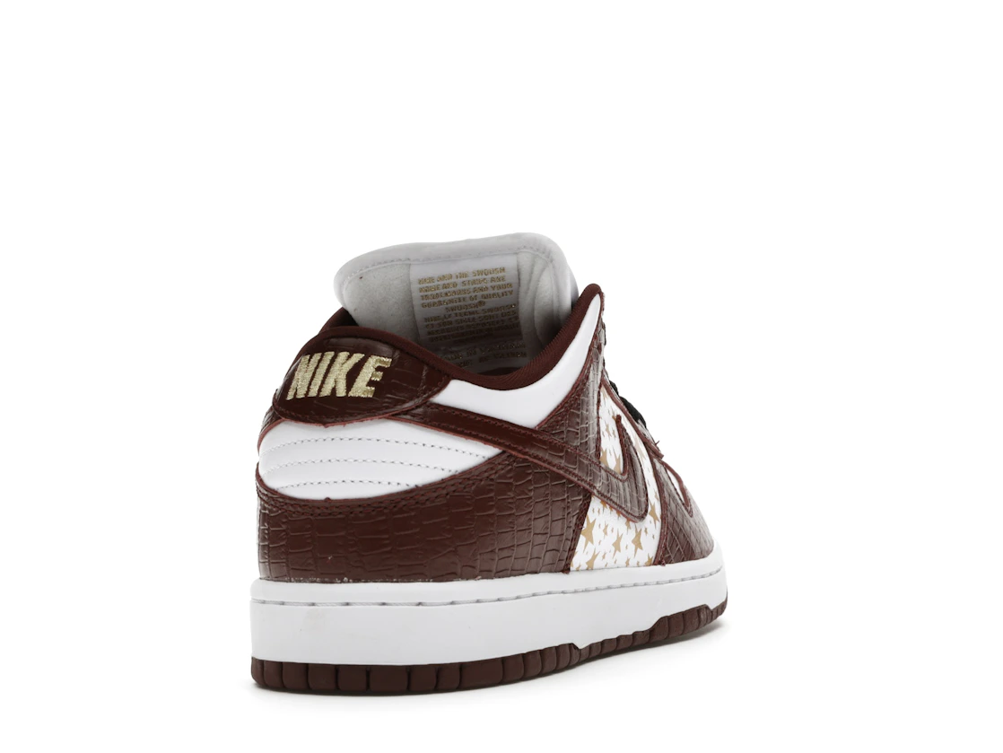 Vue 30 de Nike SB Dunk Low Supreme Stars Barkroot Brown (2021)