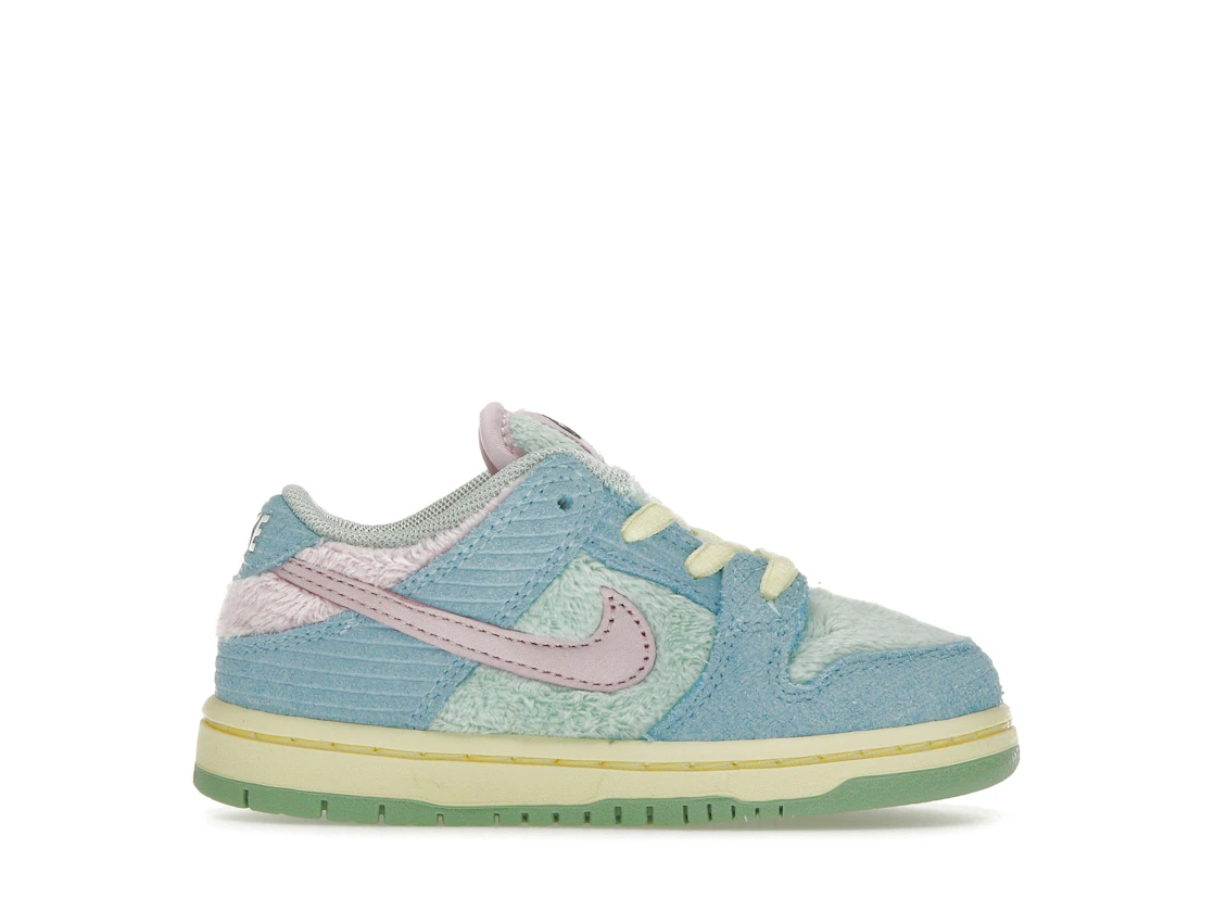 Vue 1 de Nike SB Dunk Low Verdy Visty (TD)