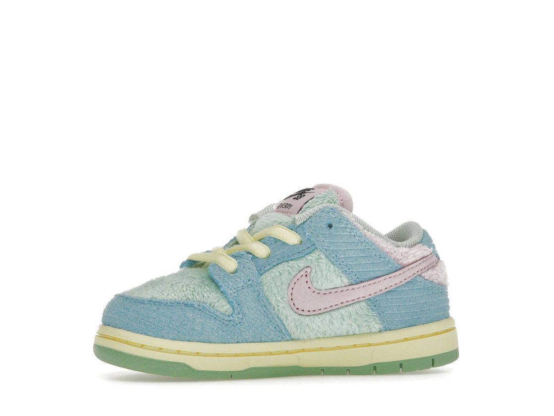 Vue 17 de Nike SB Dunk Low Verdy Visty (TD)