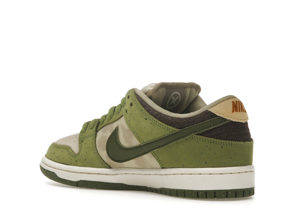 Vue 23 de Nike SB Dunk Low Yuto Horigome Matcha