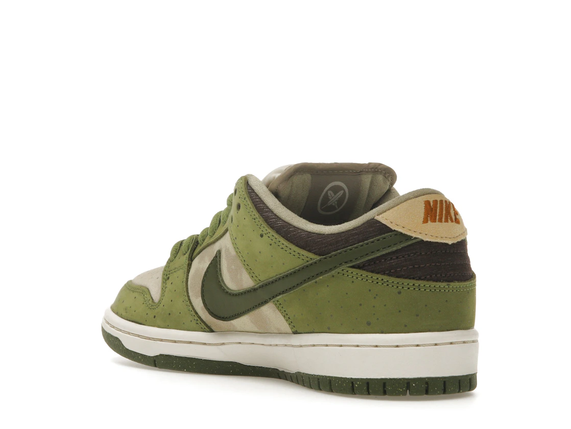 Vue 24 de Nike SB Dunk Low Yuto Horigome Matcha