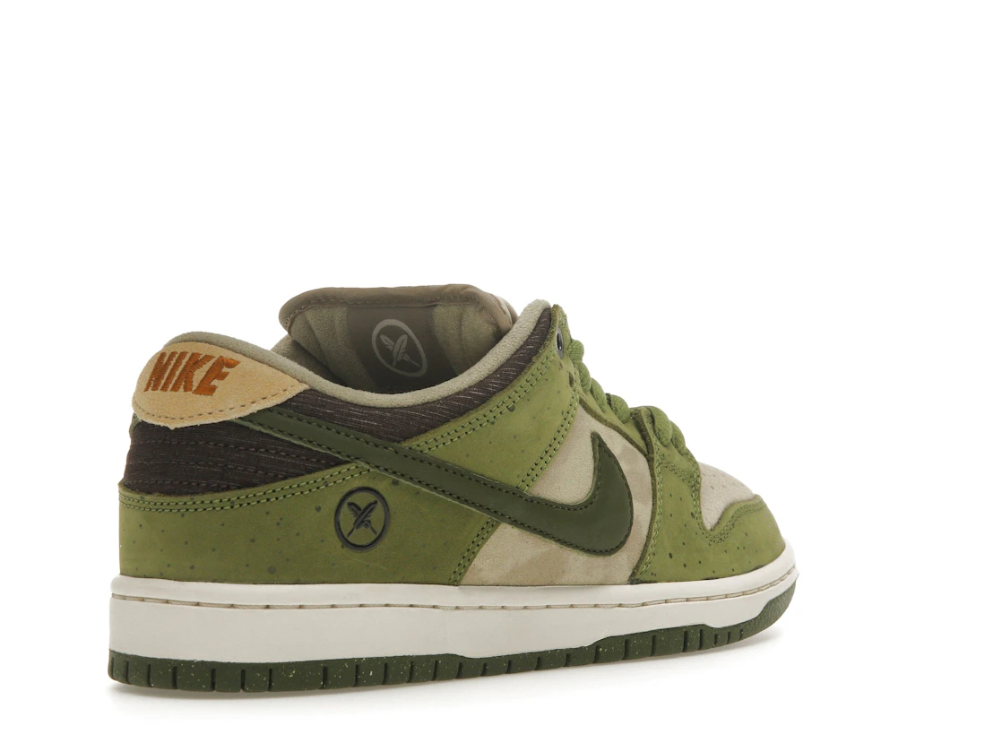 Vue 32 de Nike SB Dunk Low Yuto Horigome Matcha