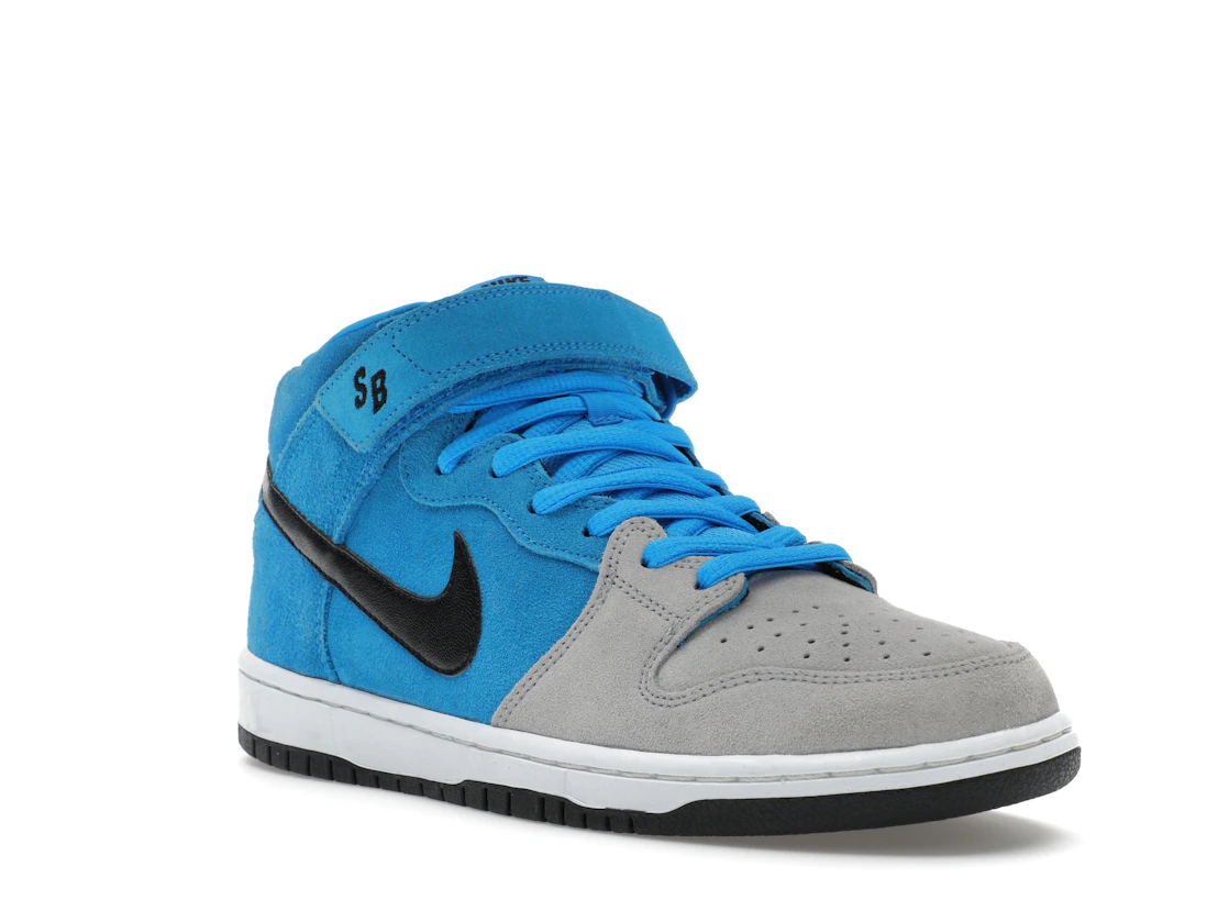 Vue 6 de Nike SB Dunk Mid Beavis