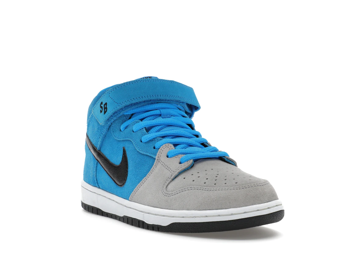 Vue 7 de Nike SB Dunk Mid Beavis