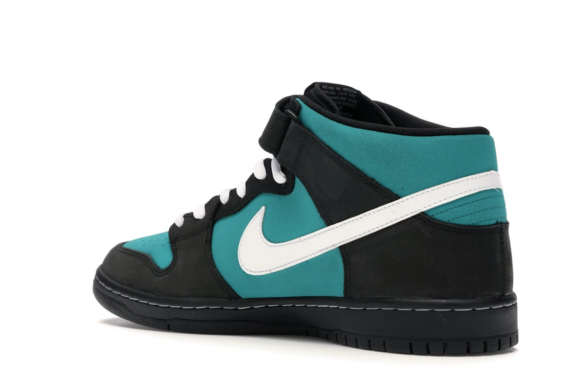Vue 23 de Nike SB Dunk Mid Griffey