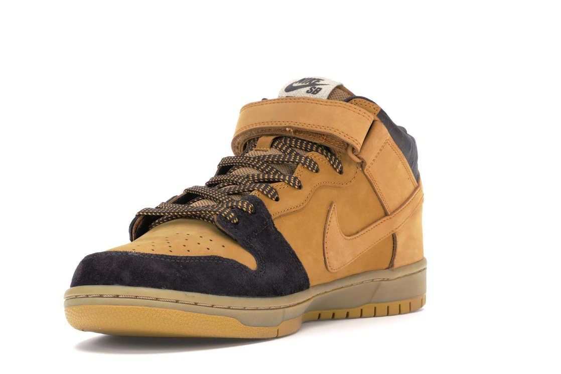 Vue 14 de Nike SB Dunk Mid Lewis Marnell