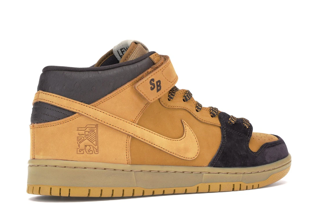 Vue 34 de Nike SB Dunk Mid Lewis Marnell