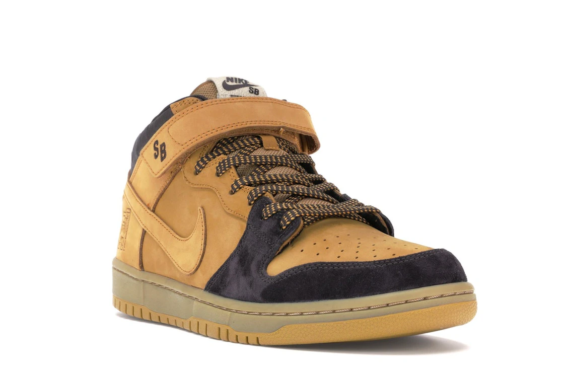 Vue 7 de Nike SB Dunk Mid Lewis Marnell