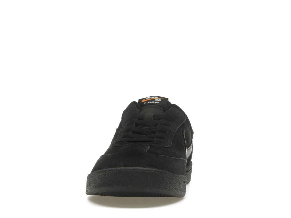 Vue 11 de Nike SB FC Classic Black