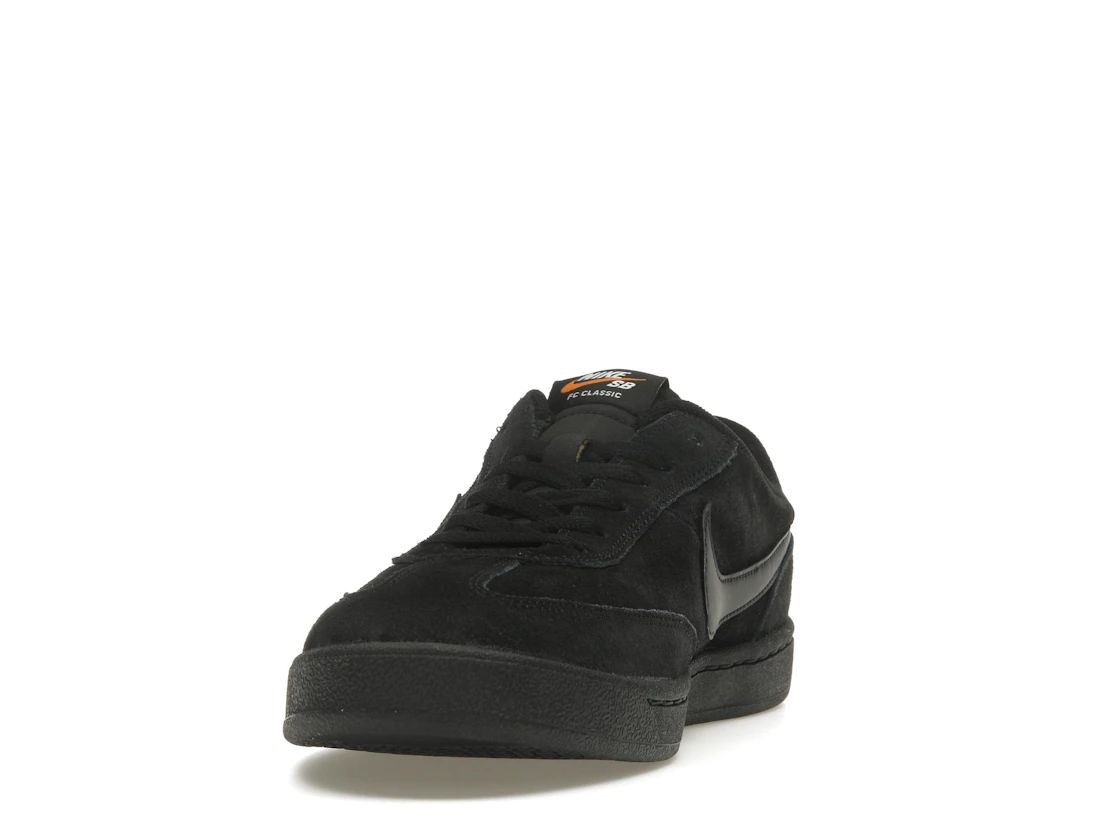 Vue 12 de Nike SB FC Classic Black