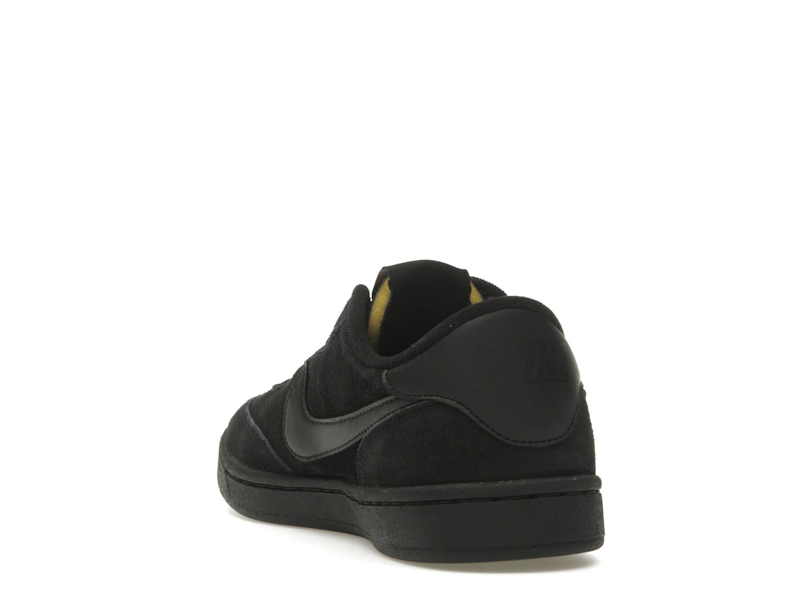 Vue 26 de Nike SB FC Classic Black