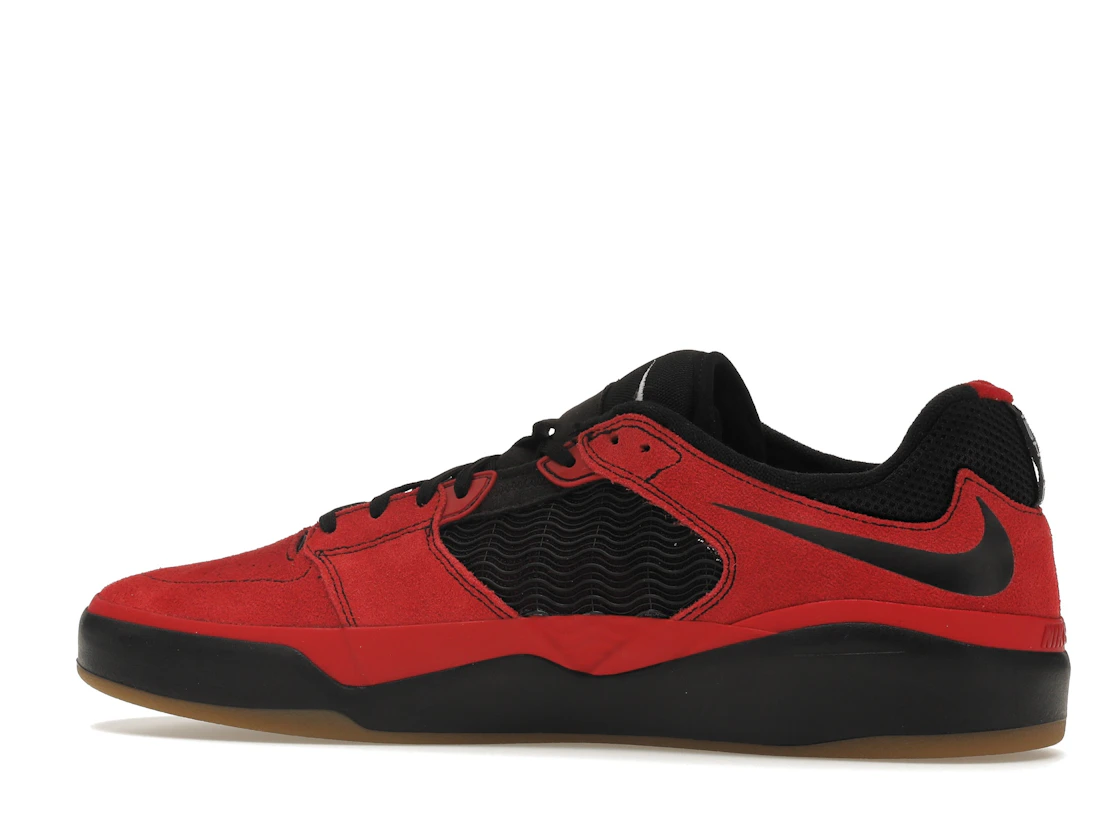 Vue 21 de Nike SB Ishod Wair Varsity Red Black Gum