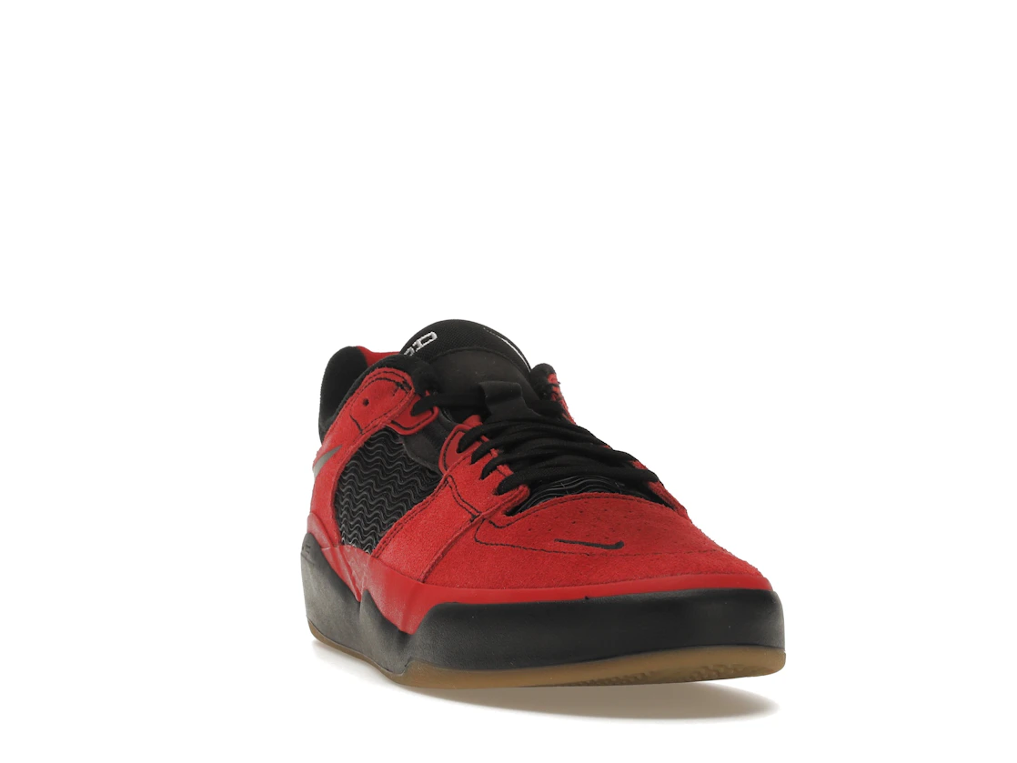 Vue 8 de Nike SB Ishod Wair Varsity Red Black Gum