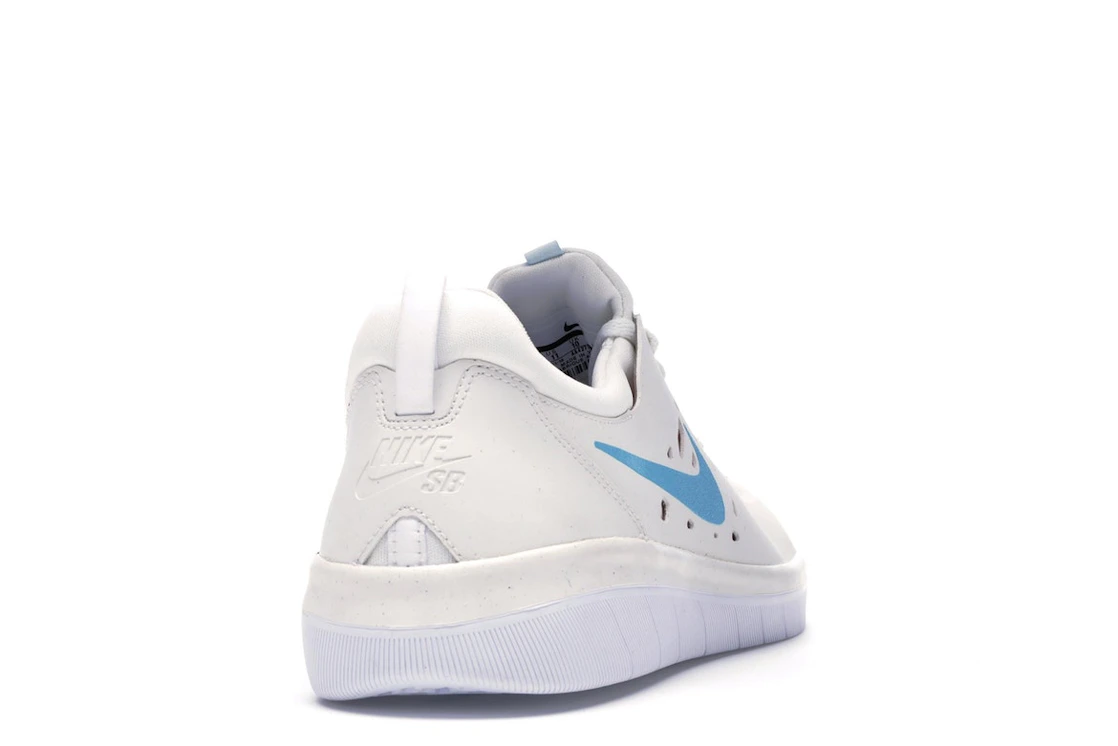 Vue 30 de Nike SB Nyjah Summit White Light Blue Fury