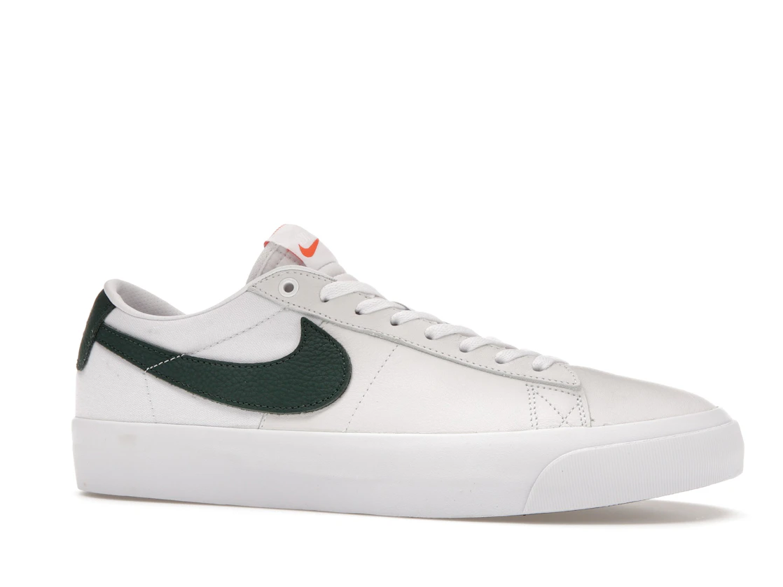 Vue 3 de Nike SB Zoom Blazer Low Pro GT ISO White Pro Green