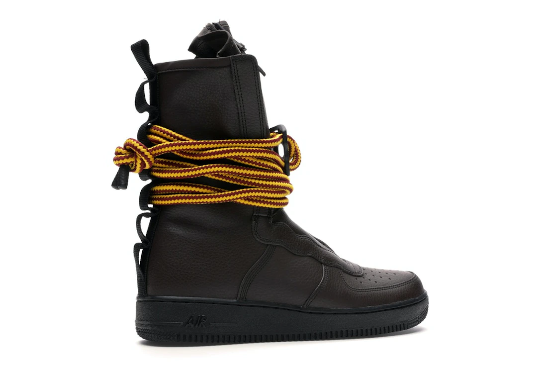 Vue 35 de Nike SF Air Force 1 High Beef and Broccoli Pack