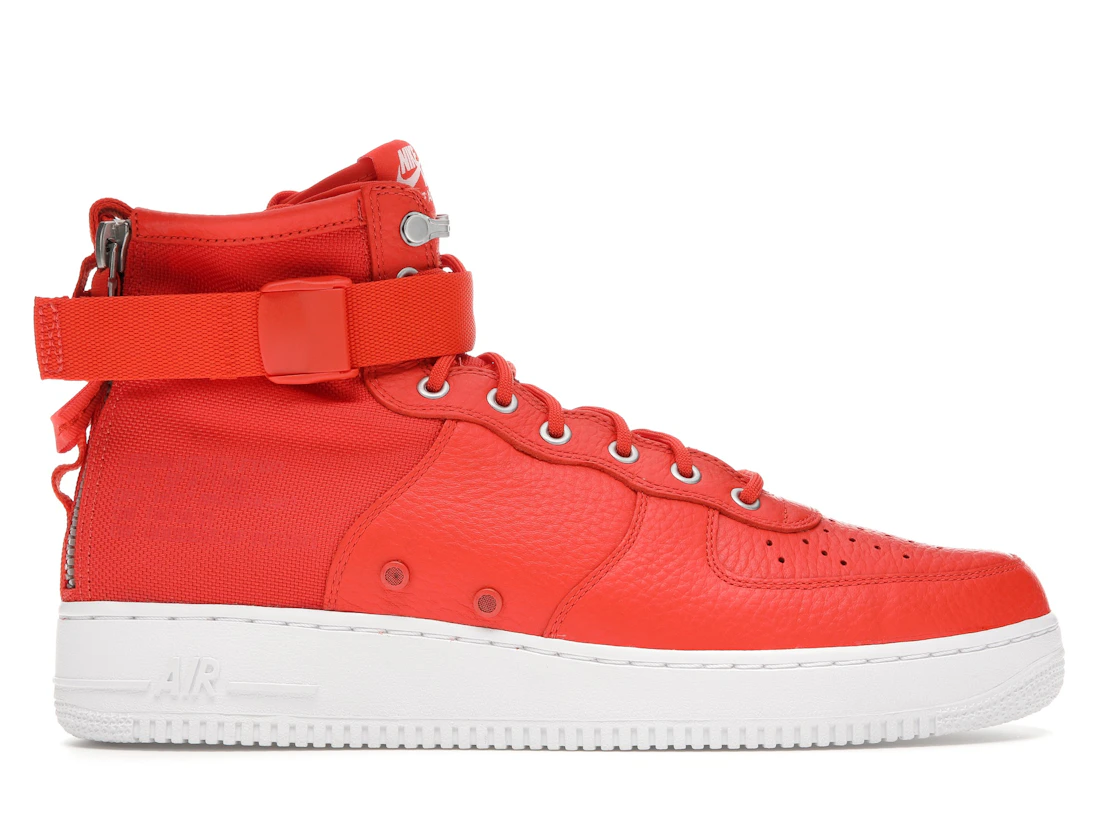 Vue 1 de Nike SF Air Force 1 Mid Team Orange