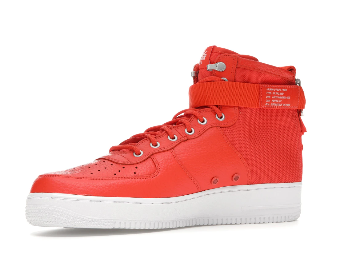 Vue 16 de Nike SF Air Force 1 Mid Team Orange