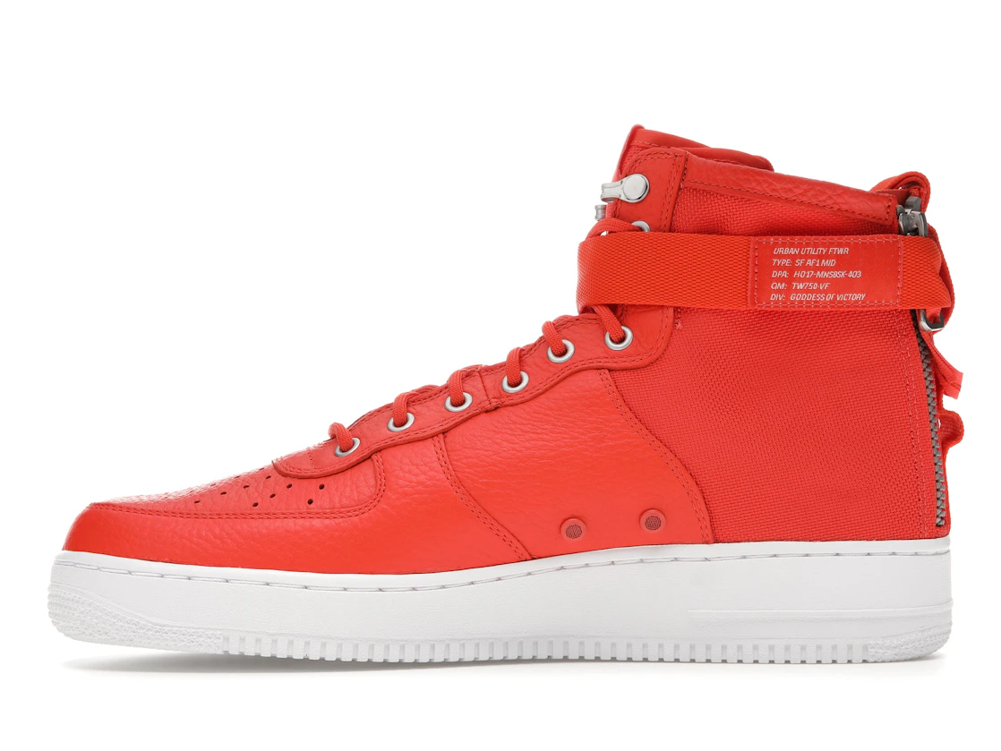 Vue 19 de Nike SF Air Force 1 Mid Team Orange