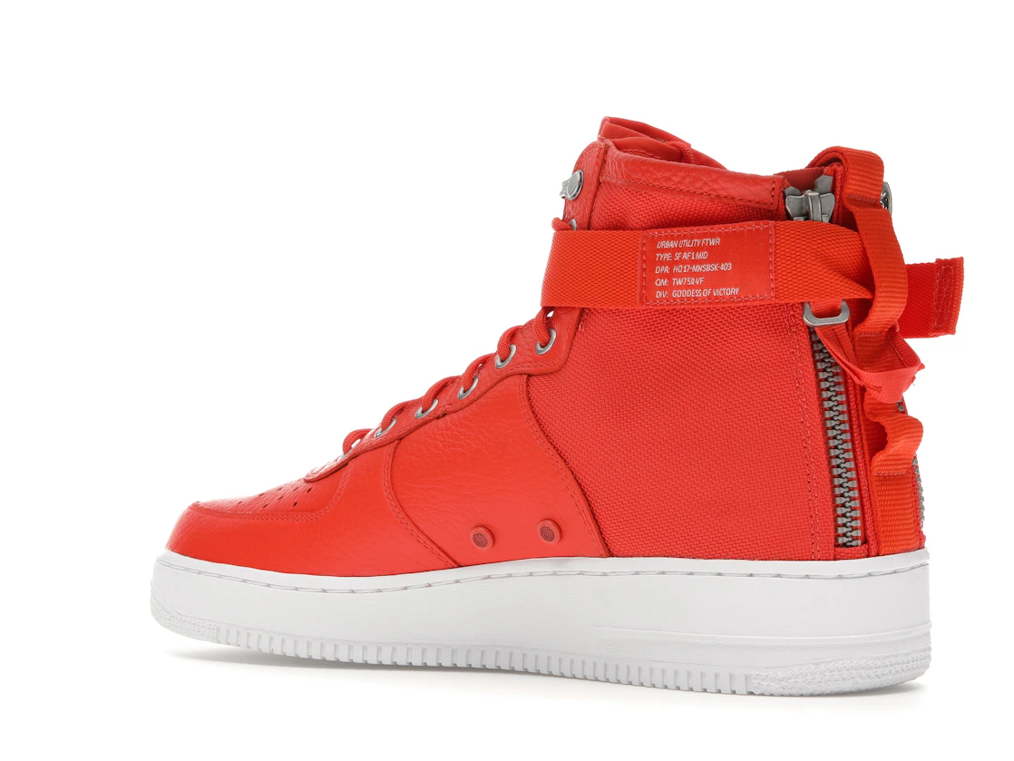 Vue 23 de Nike SF Air Force 1 Mid Team Orange