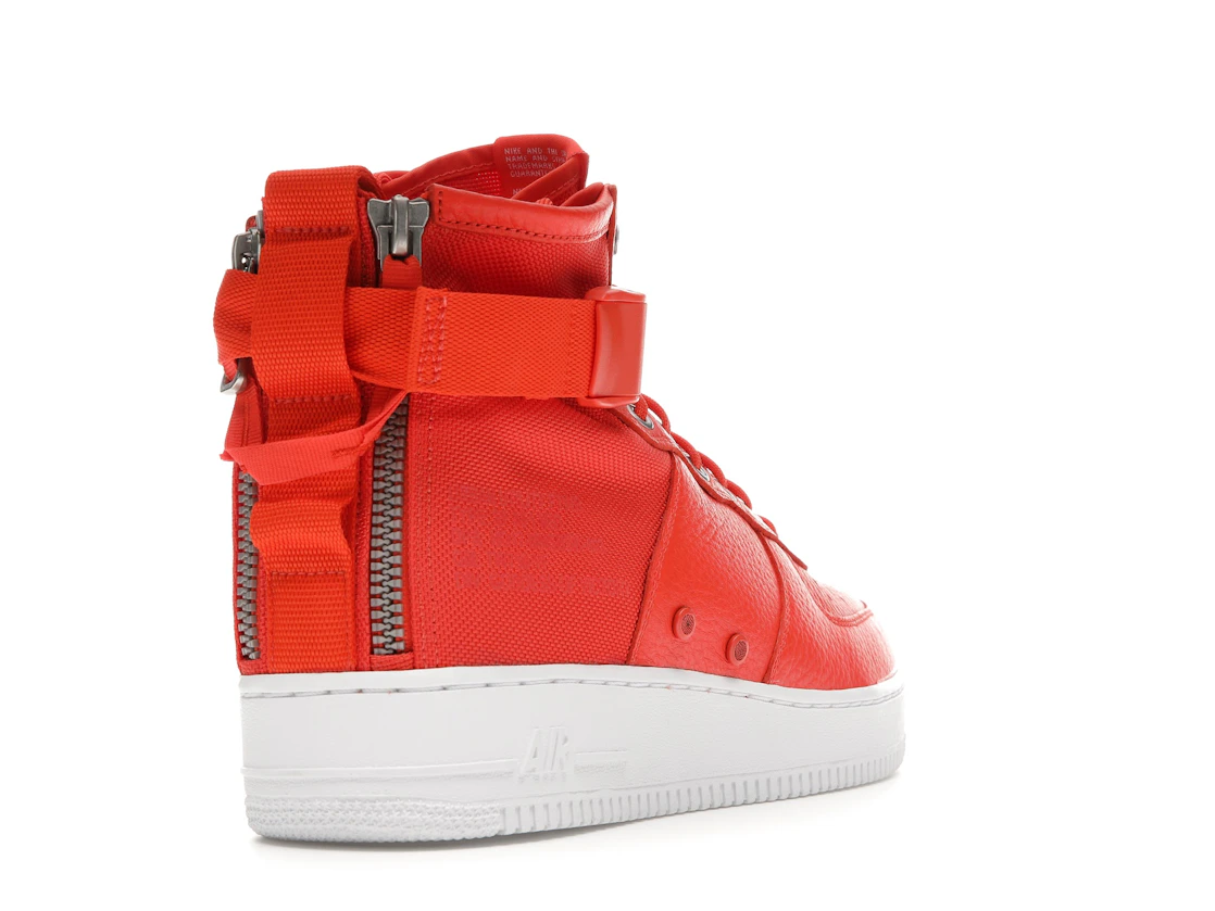 Vue 31 de Nike SF Air Force 1 Mid Team Orange