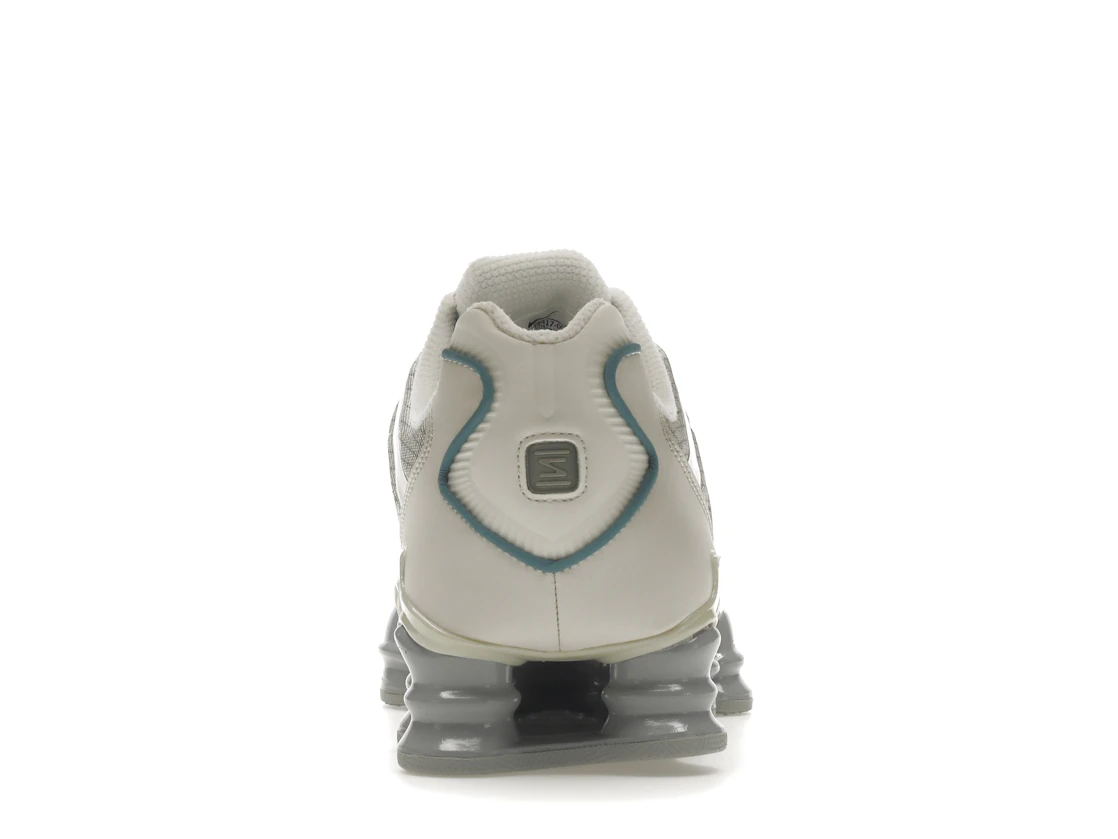 Vue 28 de Nike Shox TL Light Bone Metallic Silver Cool Grey