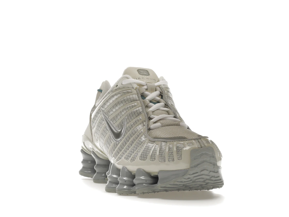 Vue 8 de Nike Shox TL Light Bone Metallic Silver Cool Grey