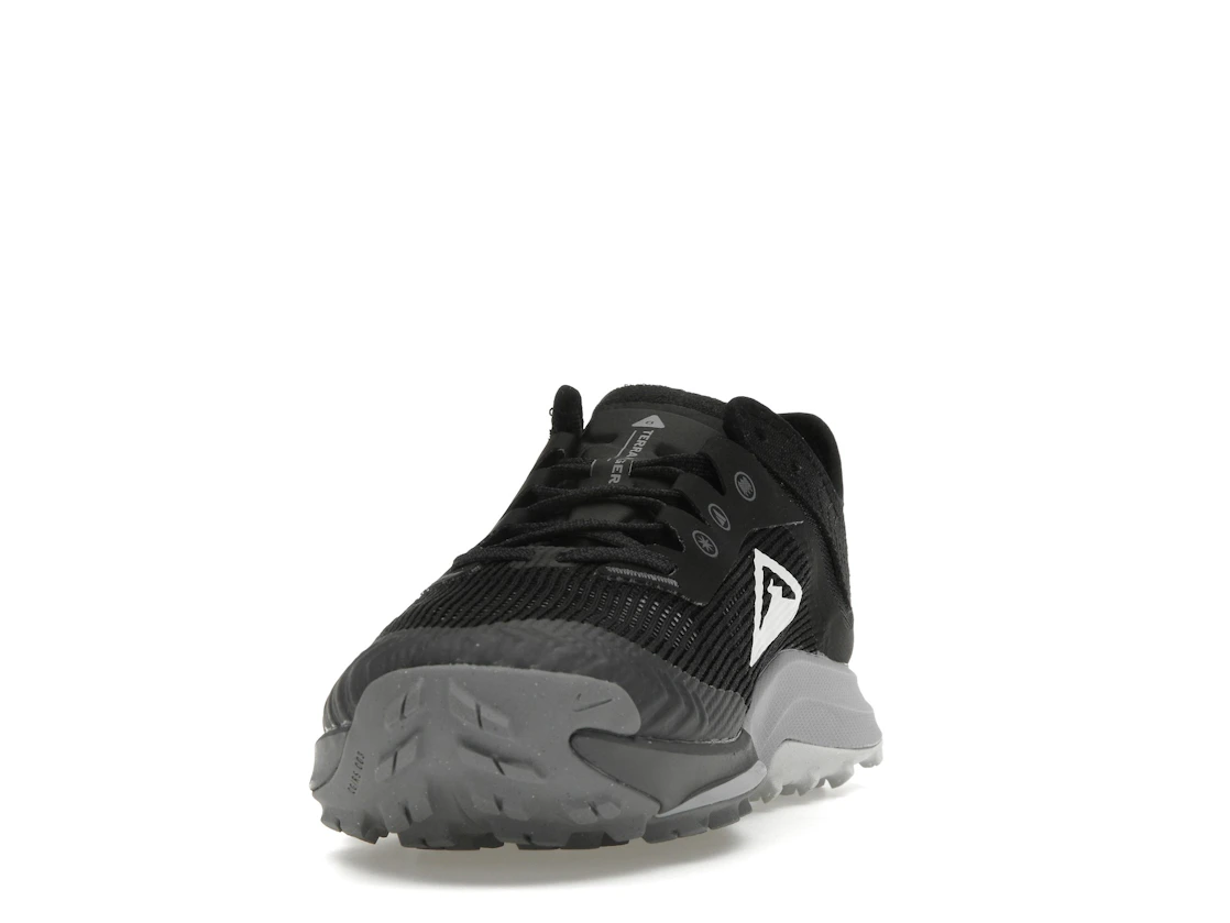 Vue 12 de Nike Terra Kiger 8 Black Anthracite Wolf Grey
