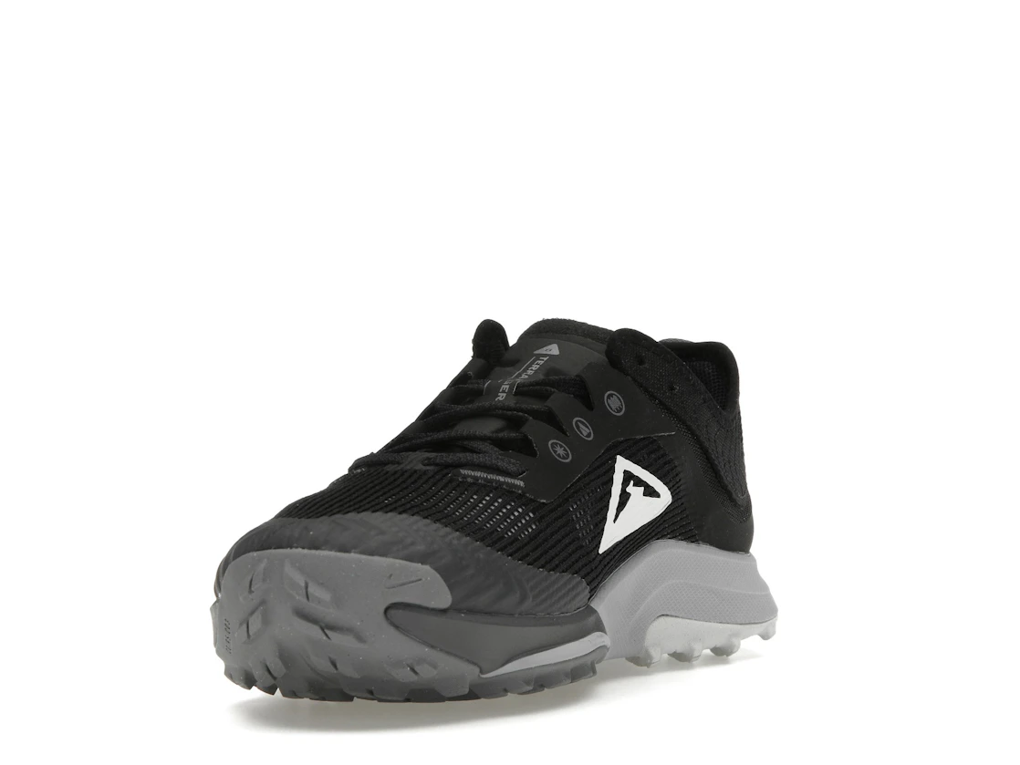 Vue 13 de Nike Terra Kiger 8 Black Anthracite Wolf Grey