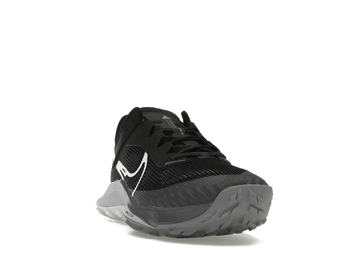 Vue 8 de Nike Terra Kiger 8 Black Anthracite Wolf Grey