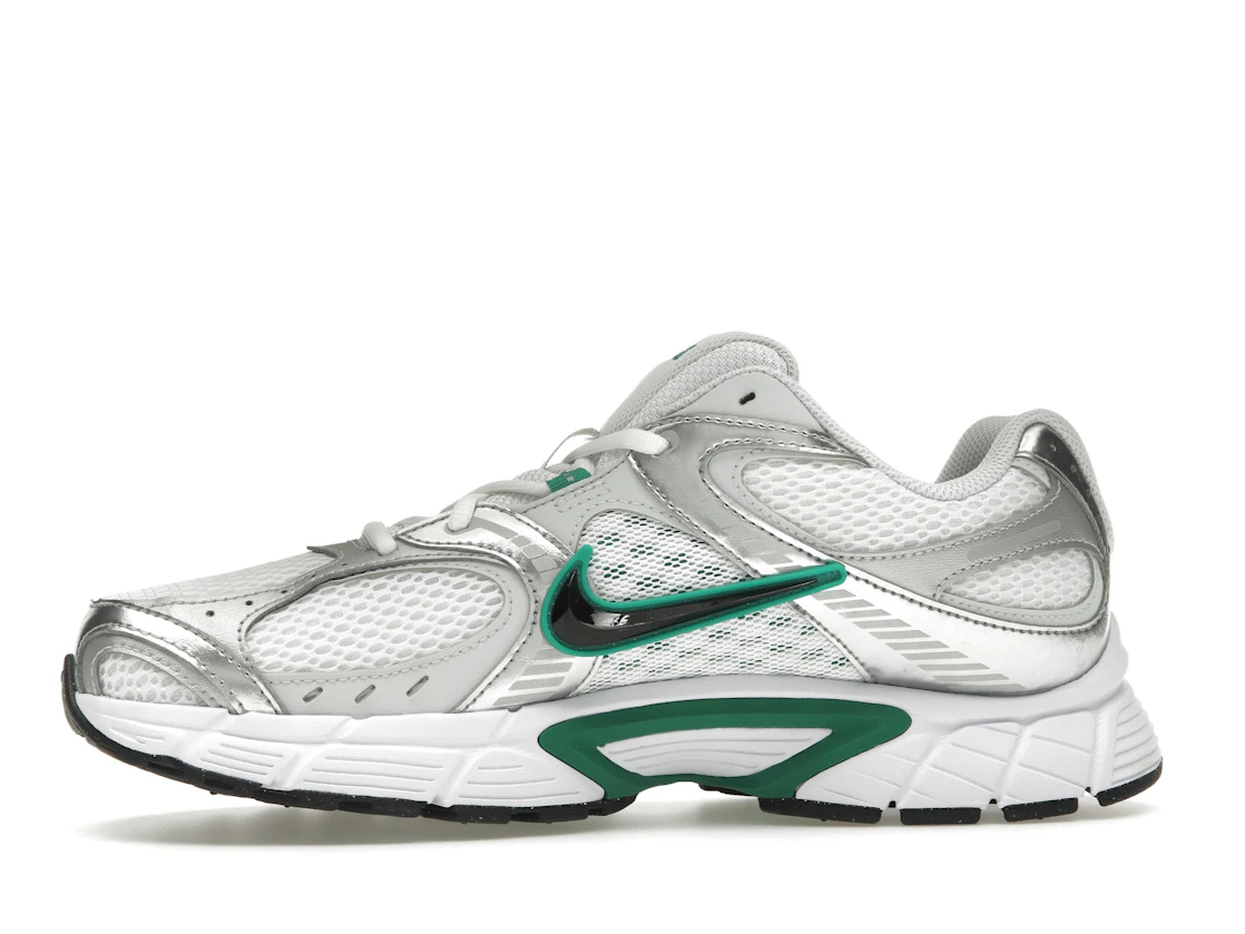 Vue 18 de Nike V5 RNR White Malachite