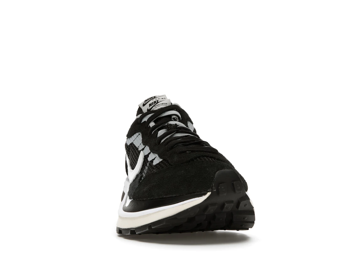 Vue 9 de Nike Vaporwaffle sacai Black White