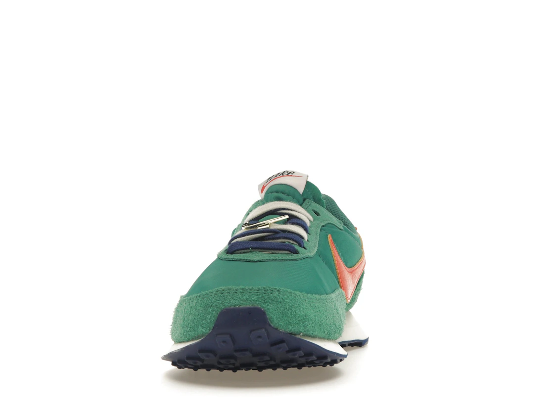 Vue 11 de Nike Waffle Trainer 2 First Use Green Noise