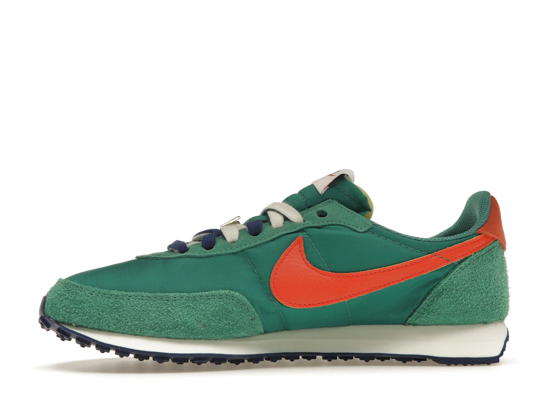 Vue 18 de Nike Waffle Trainer 2 First Use Green Noise