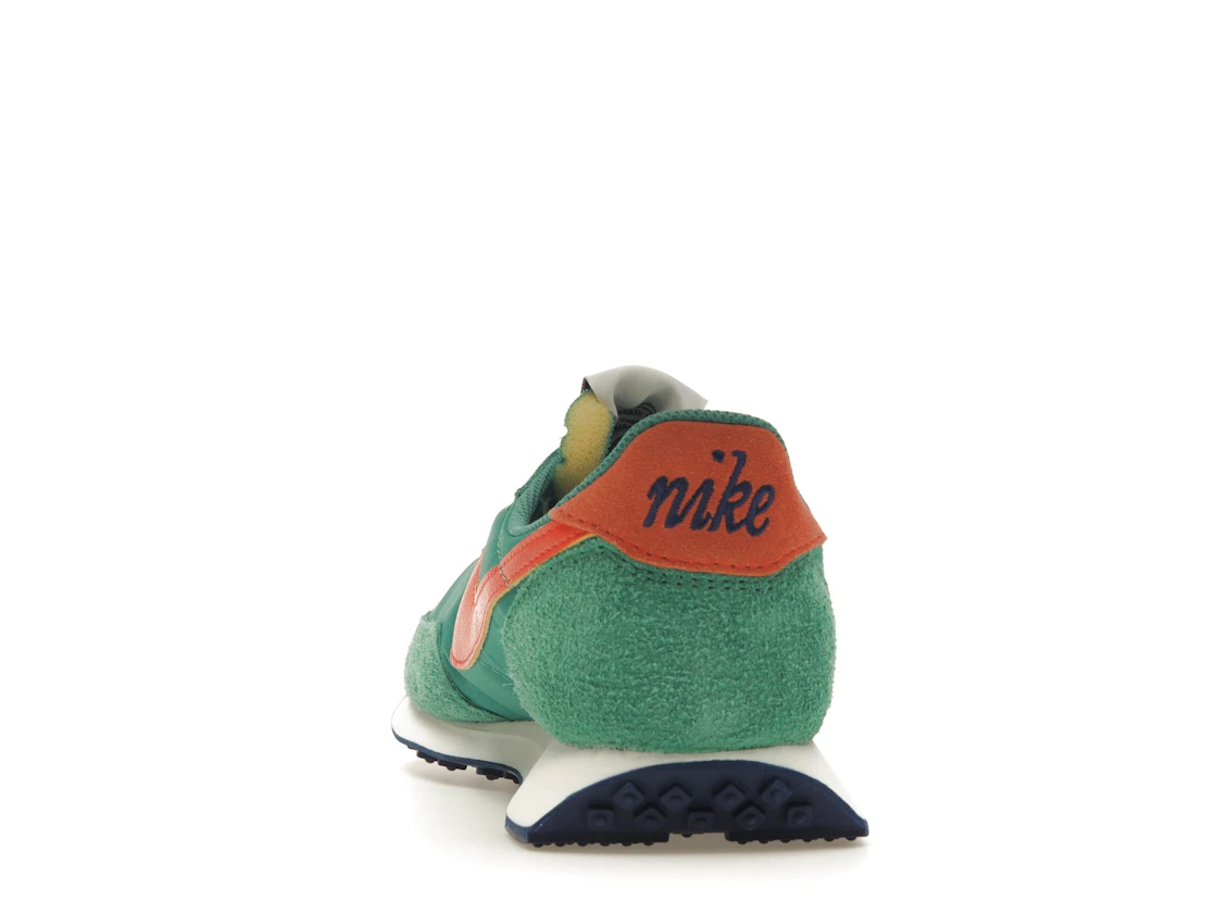 Vue 27 de Nike Waffle Trainer 2 First Use Green Noise