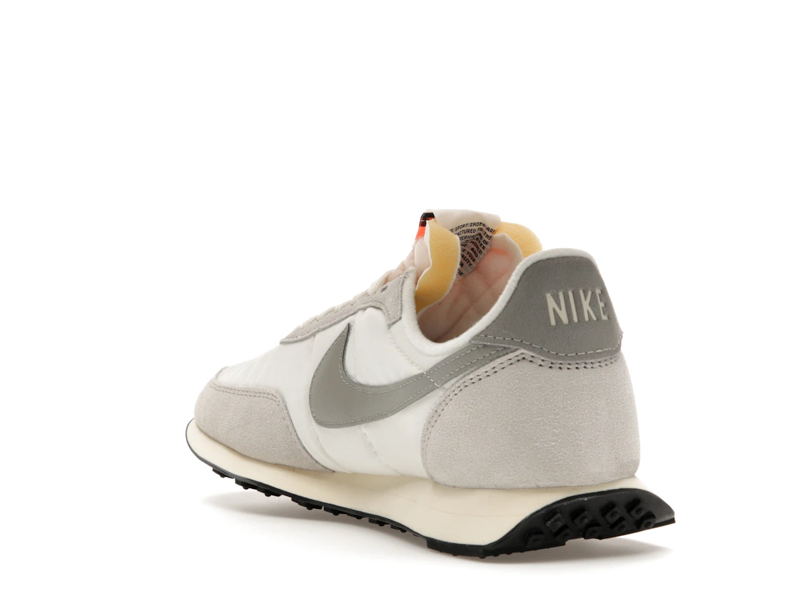Vue 25 de Nike Waffle Trainer 2 Sail Lightbone
