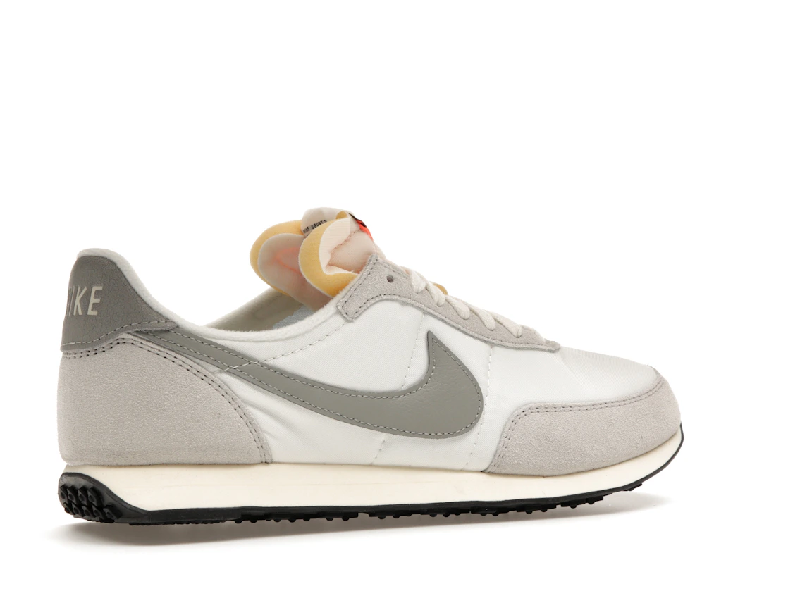 Vue 34 de Nike Waffle Trainer 2 Sail Lightbone