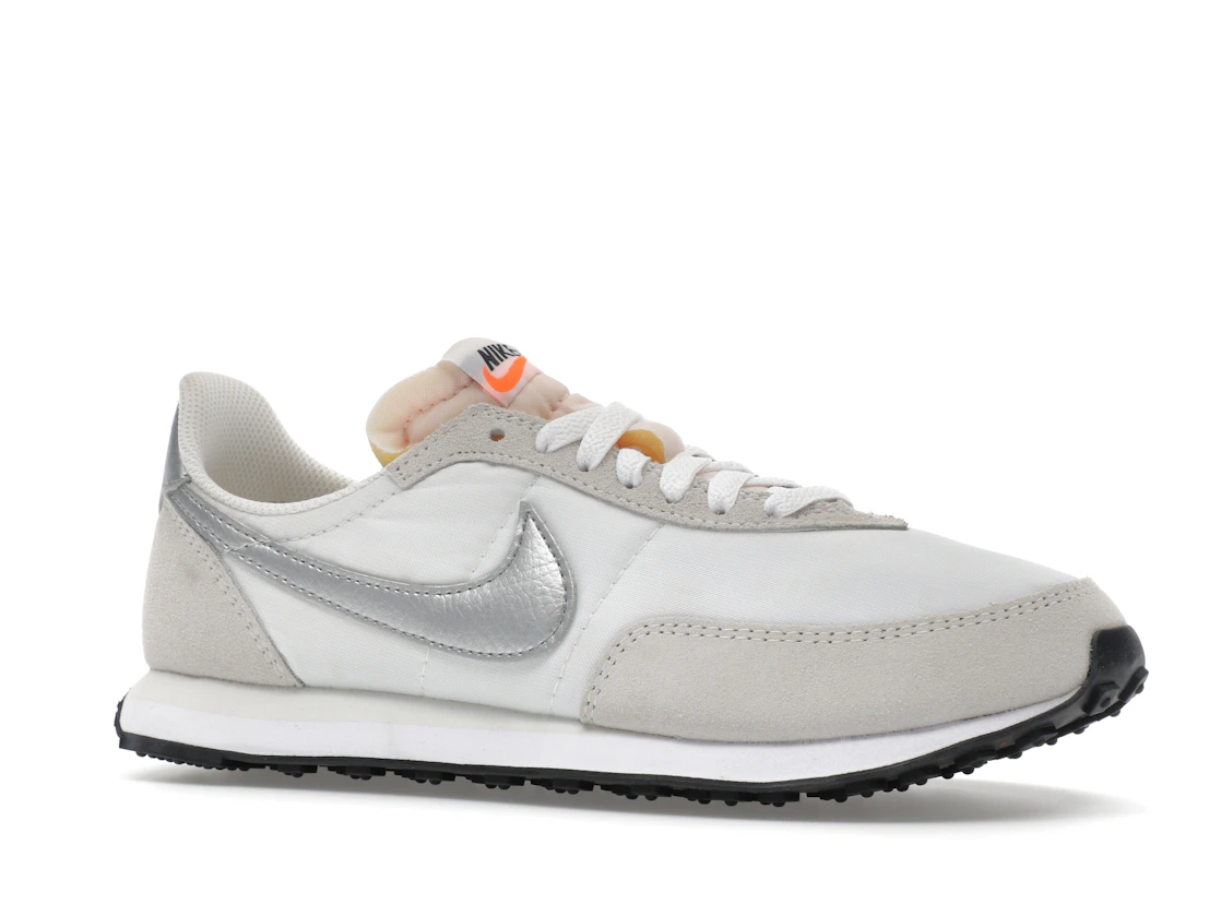 Vue 4 de Nike Waffle Trainer 2 White Metal Silver 