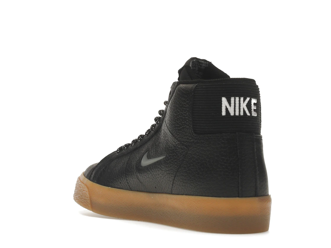 Vue 25 de Nike Zoom Blazer Mid Premium SB Black Gum Jewel