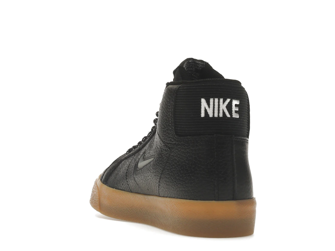 Vue 26 de Nike Zoom Blazer Mid Premium SB Black Gum Jewel